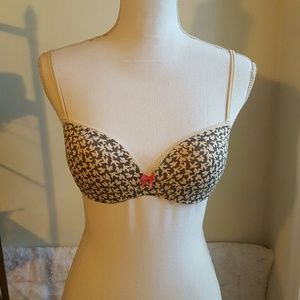 💋💖Kensie - Veronica Scoop Contour Bra - 32C